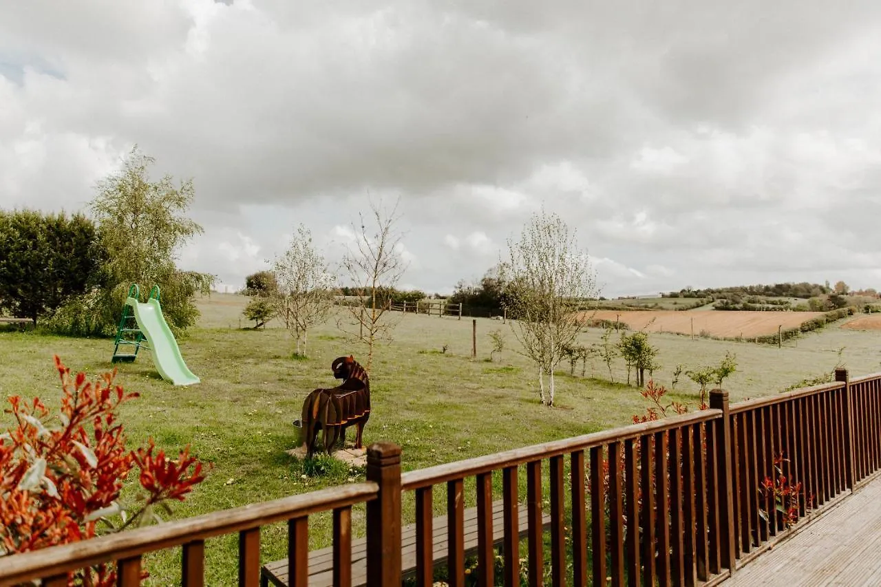 Fairview Farm Holiday Accommodation 14 Luxury Lodges, Cabins, Dog Friendly, Suitable For Couples, Families And Groups, Wedding Guests , Corporate Events, Sleeps 2-65 Guests In Ravenshead, Nottingham Near Sherwood Forest, Set In 88 Acres 0*,