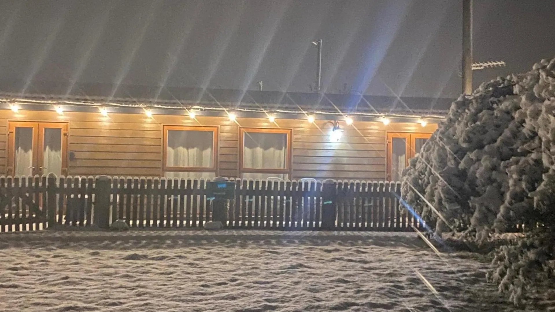 Chalet Fairview Farm Holiday Retreat: Luxury Lodges in Nottinghamshire Countryside