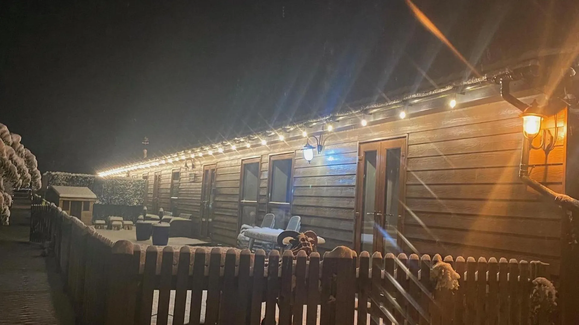 Fairview Farm Holiday Retreat: Luxury Lodges in Nottinghamshire Countryside United Kingdom